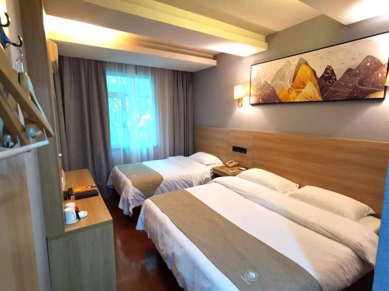 Greentree Inn Chongqing Yuzhou Road Hotel Exterior photo