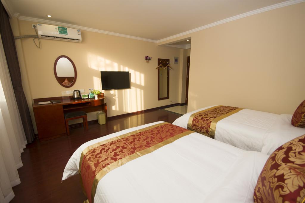 Greentree Inn Chongqing Yuzhou Road Hotel Exterior photo