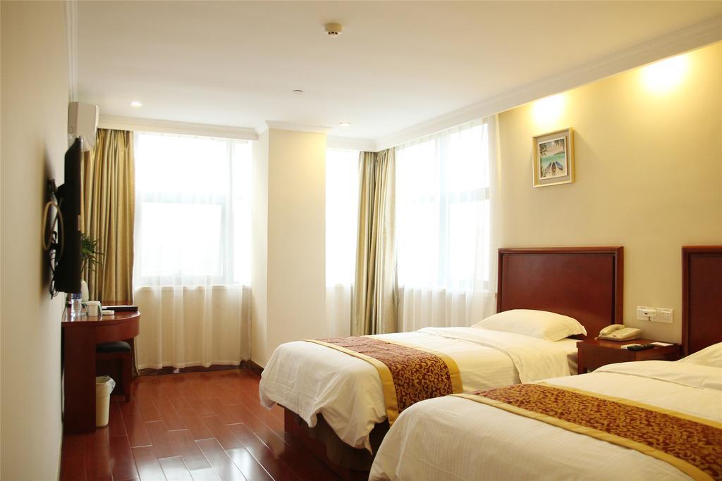 Greentree Inn Chongqing Yuzhou Road Hotel Exterior photo