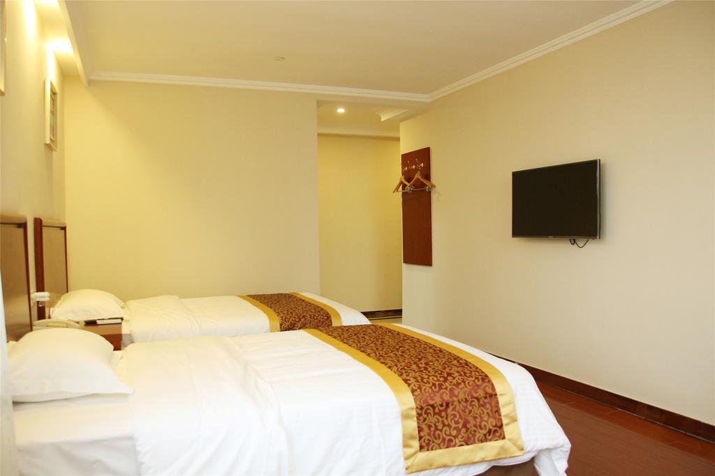 Greentree Inn Chongqing Yuzhou Road Hotel Exterior photo